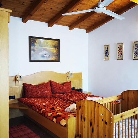 Вилла Casa Rustica Con Giardino Каприно-Веронезе Экстерьер фото
