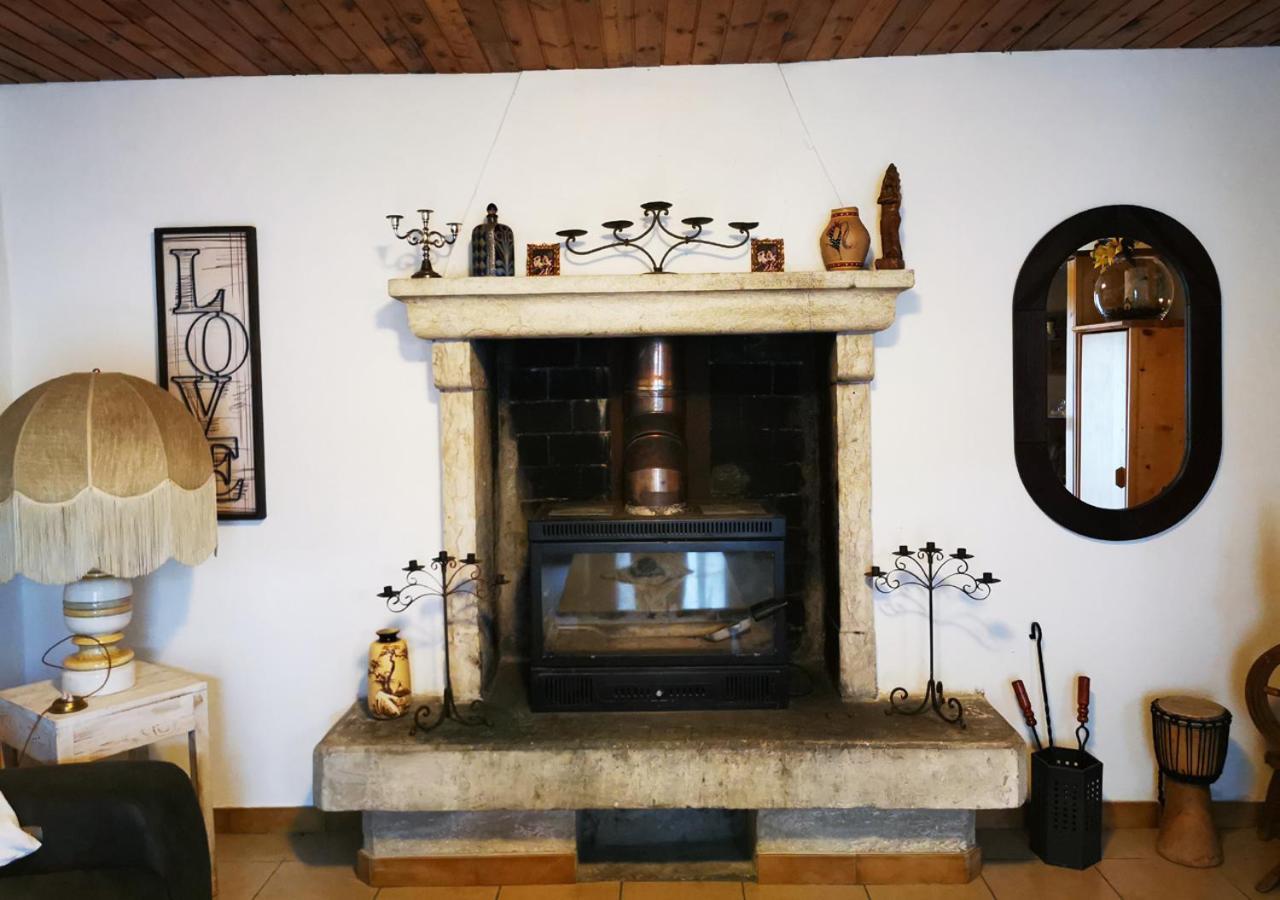 Вилла Casa Rustica Con Giardino Каприно-Веронезе Экстерьер фото